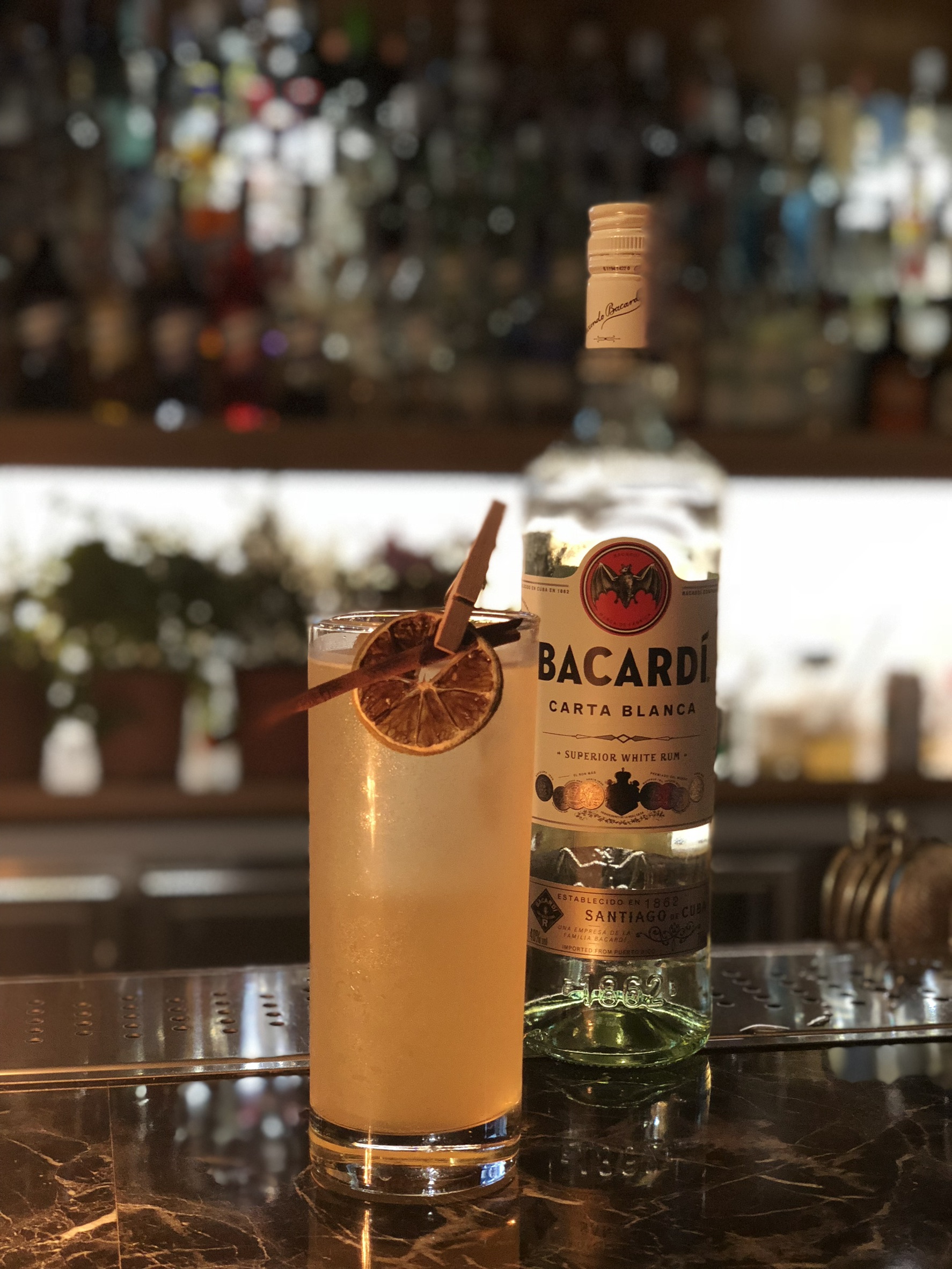 Bacardi 蘭姆高球，朋友聚會招牌款